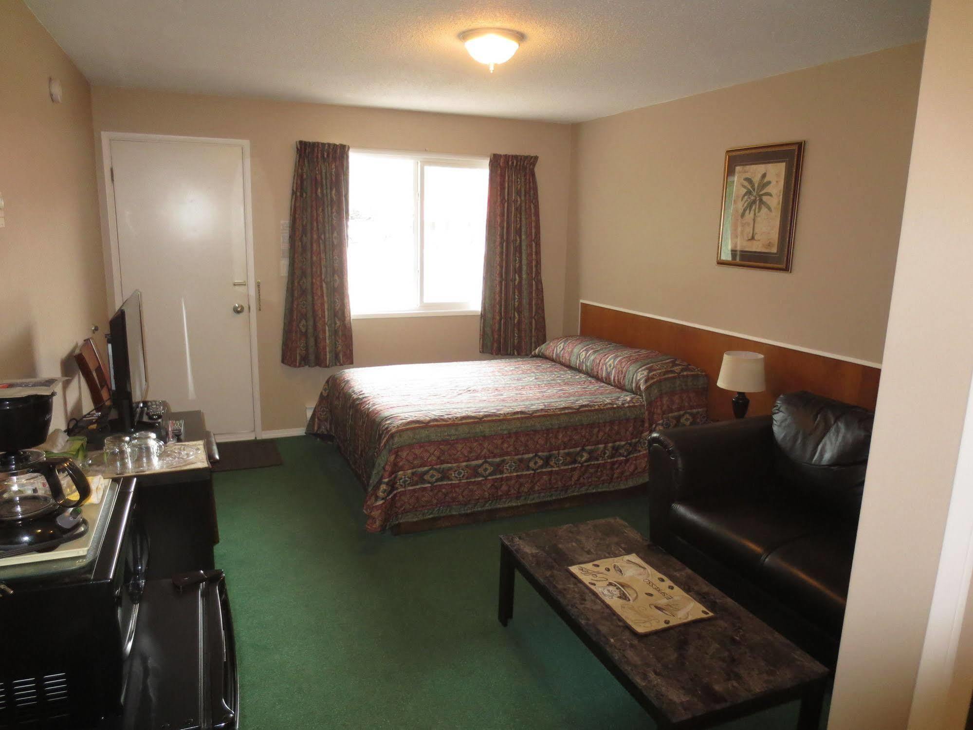 Motel Overlander 3*